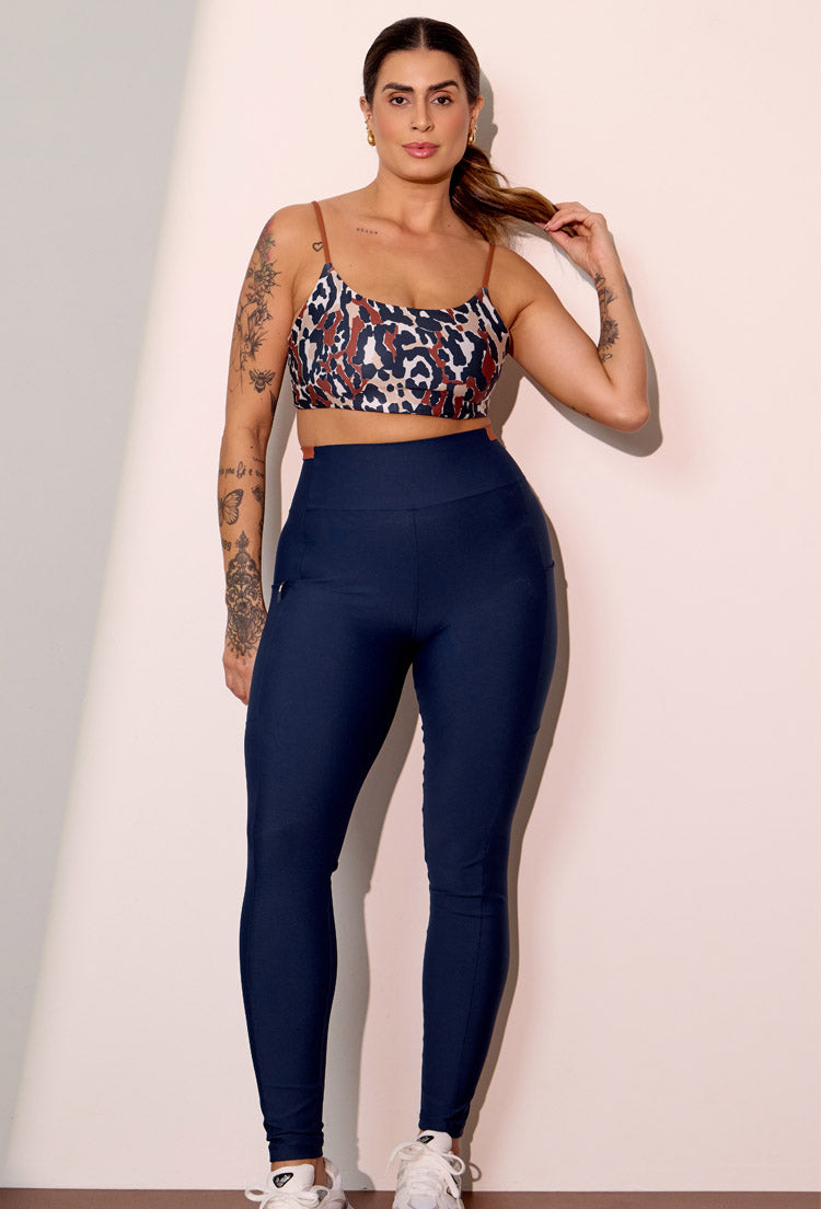 Legging marinho com detalhe marrom capuccino e bolsos Gaia