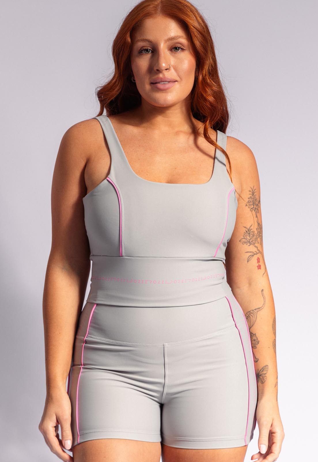 Bermuda cinza granito com vivo Urbane