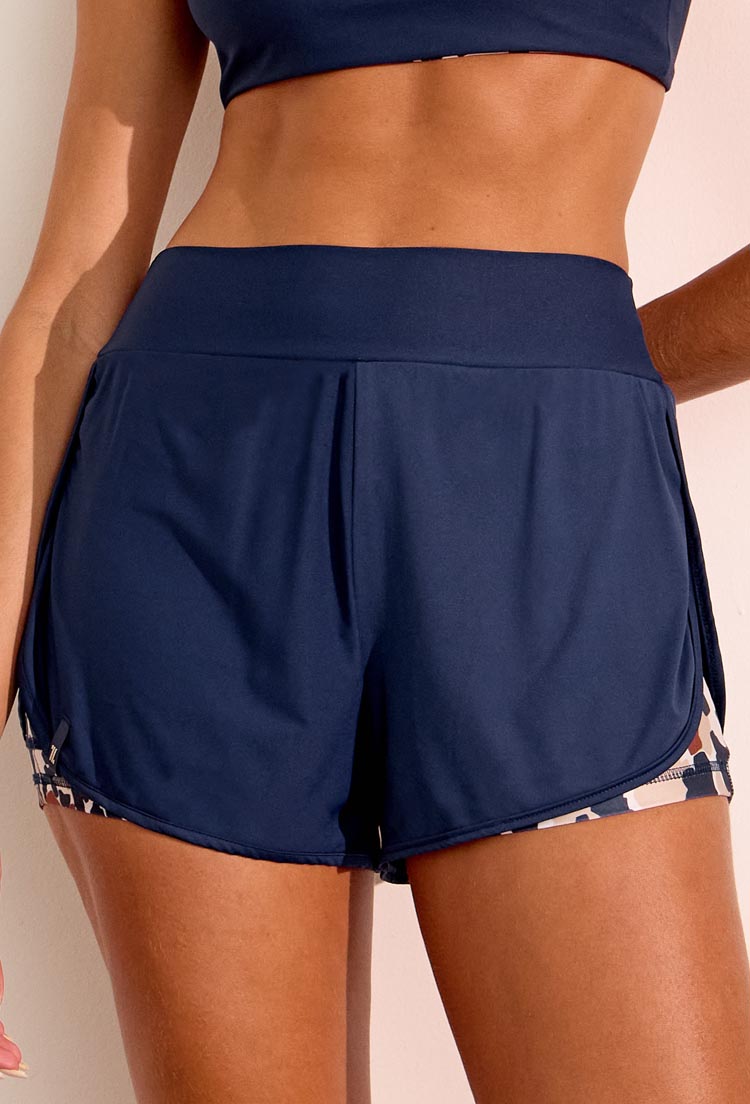 Shorts duplo liso marinho com bolso Gaia