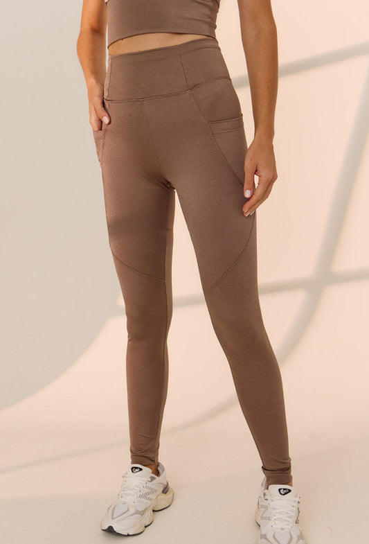 Legging lisa castanho com bolsos Solare
