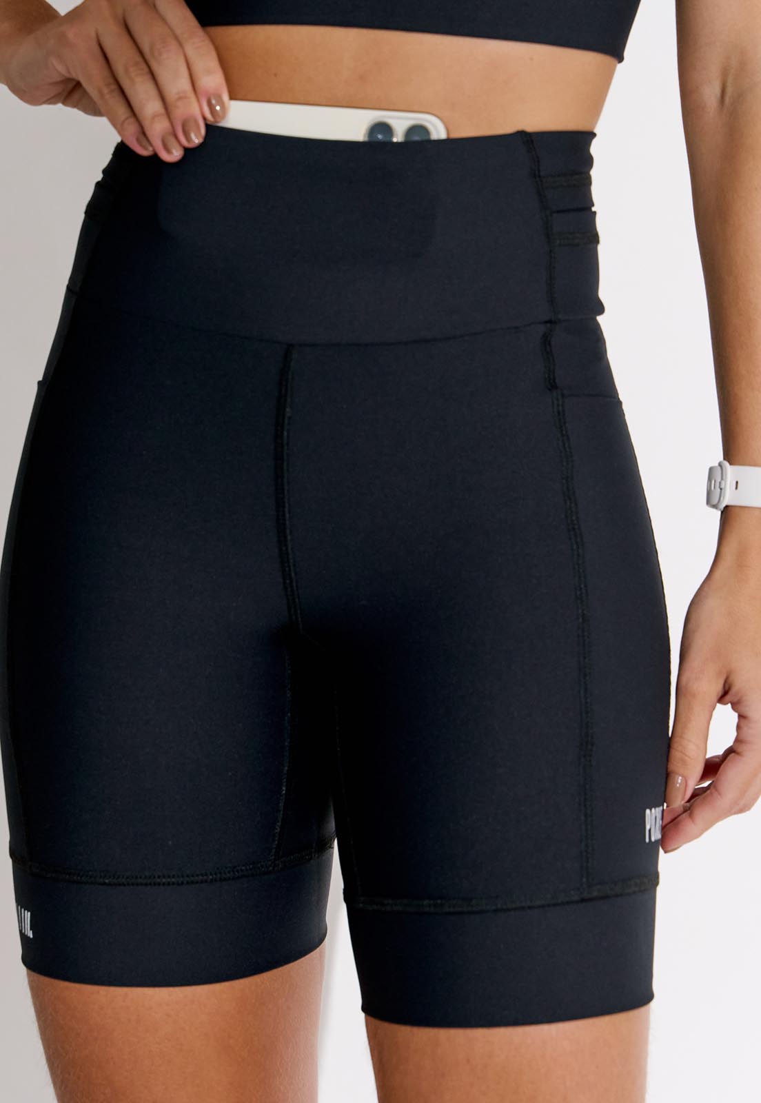 Bermuda Running Lisa Preta Multibolsos Action