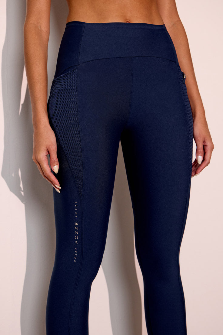 Legging lisa marinho com textura nos bolsos laterais Gaia