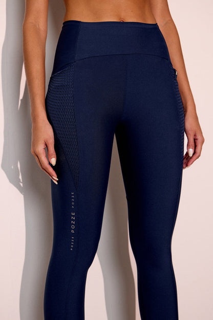 Legging lisa marinho com textura nos bolsos laterais Gaia