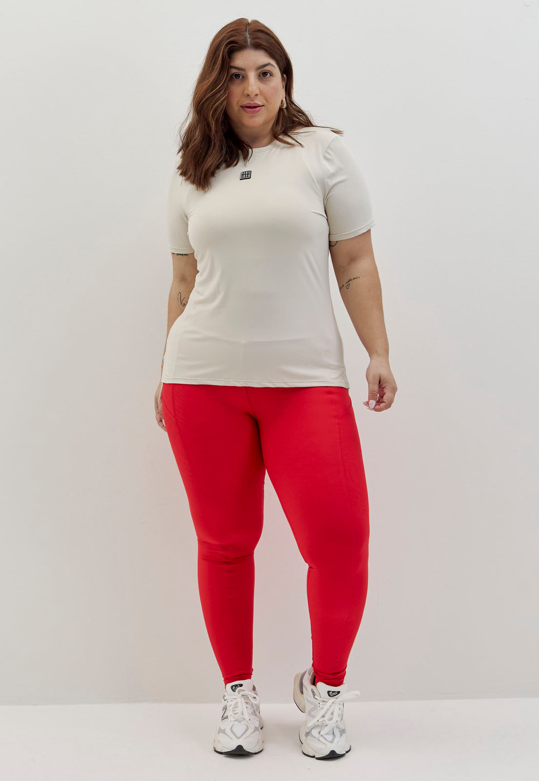 Tshirt alongada nas costas lisa luna Voá