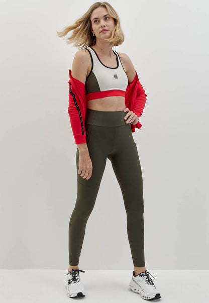 Top nadador com abertura nas costas e bojo removível Voá