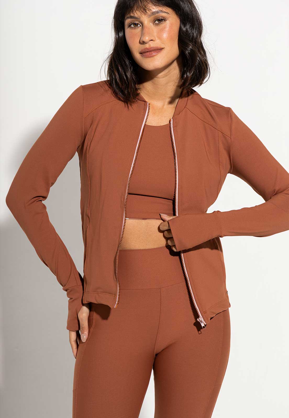 Conjunto Top fechado dupla face+Legging lisa+Jaqueta lisa capuccino Aura