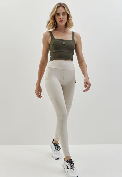 Top longo decote quadrado dupla face preto e verde elite com bojo removível Voá