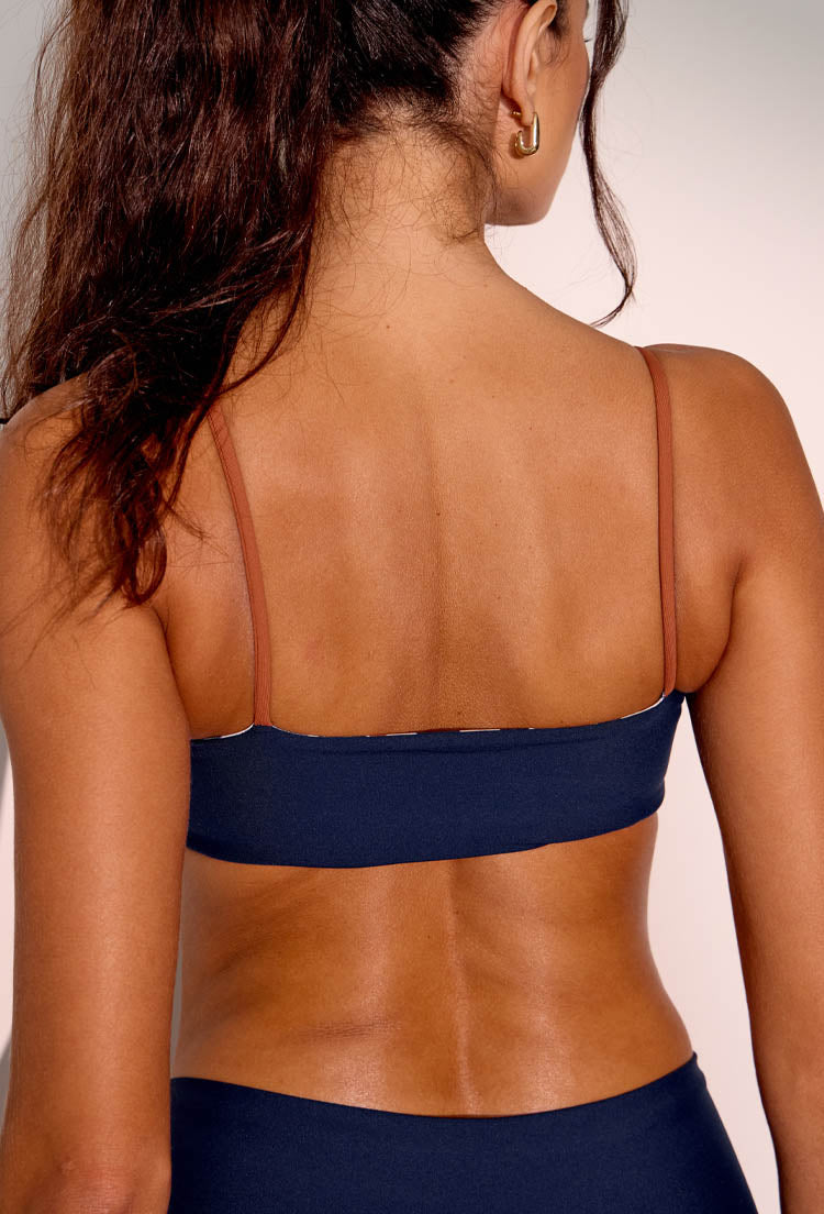 Top faixa dupla face marinho e estampado com bojo removível Gaia