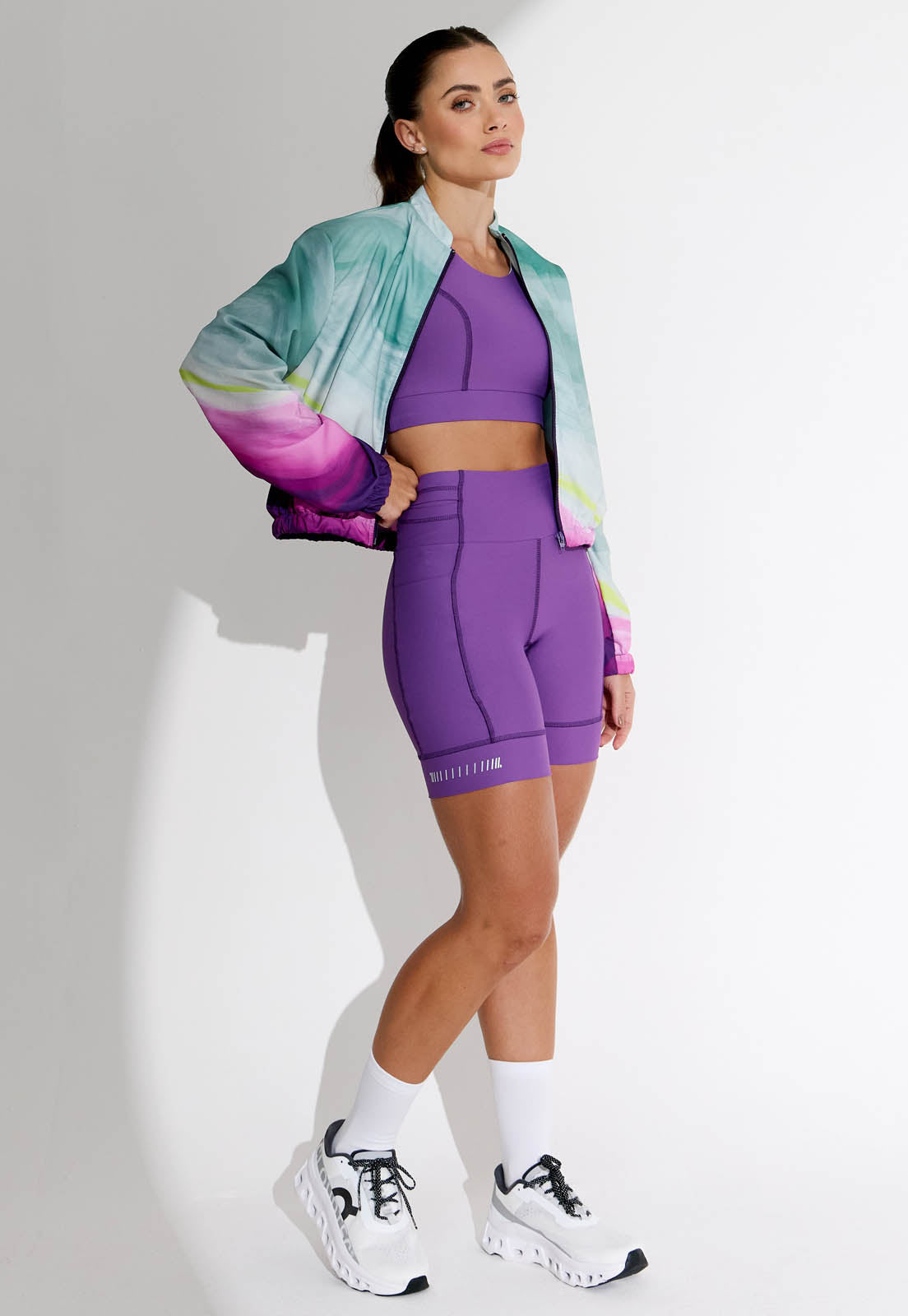 Bermuda running lisa roxo multibolsos Alquimia