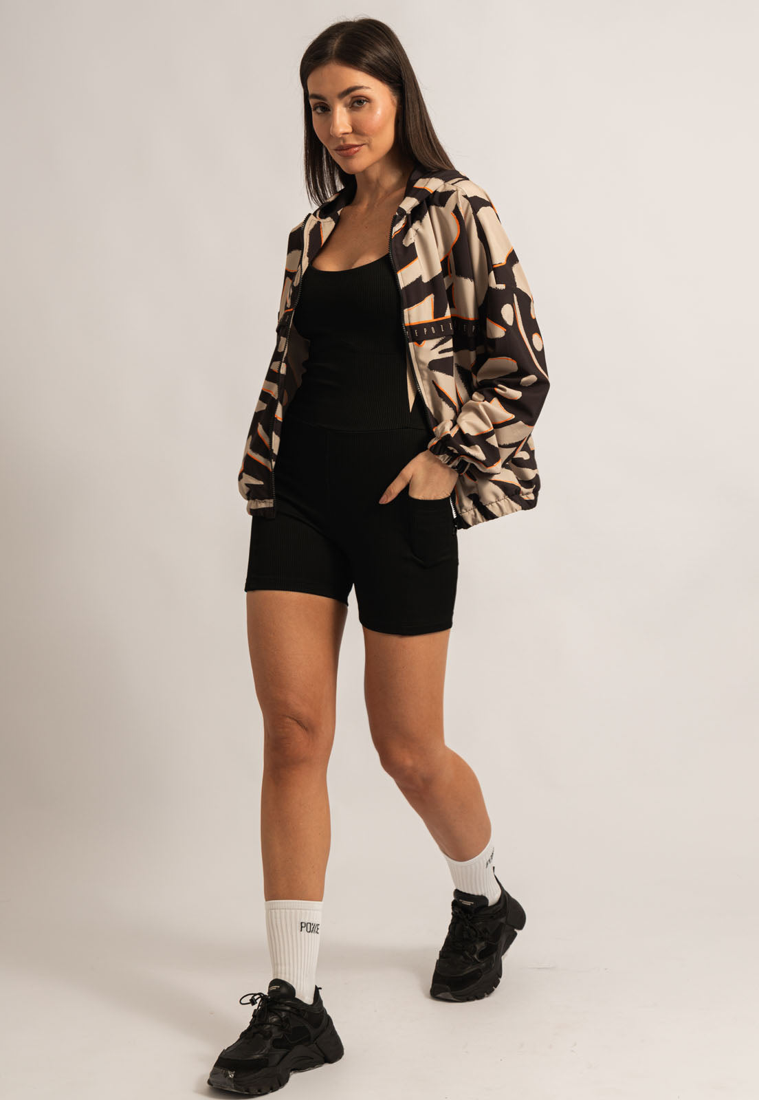 Macaquinho bicolor bege árido e preto canelado Magnetic