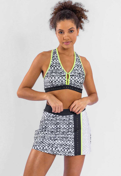 Saia com Short estampa Action