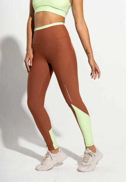 Conjunto Top dupla face+Legging bicolor+Jaqueta lisa capuccino Aura
