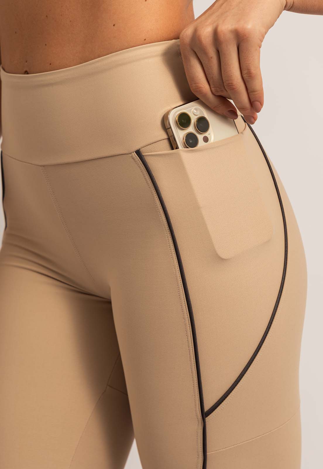 Conjunto Top longo+Legging+Jaqueta corta vento Magnetic