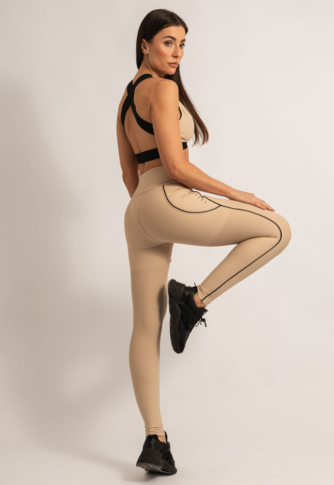 Legging bege árido com vivo Magnetic